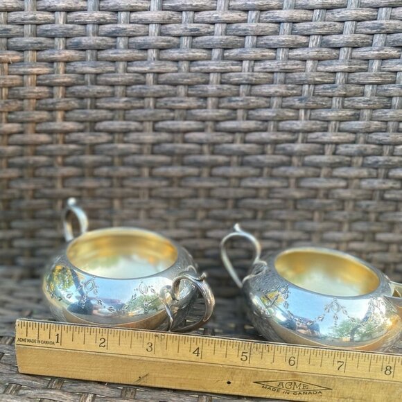 BEAUTIFUL Creamer and Sugar Bowl Set of 2 Hard White Metal Made in England - Picture 7 of 7